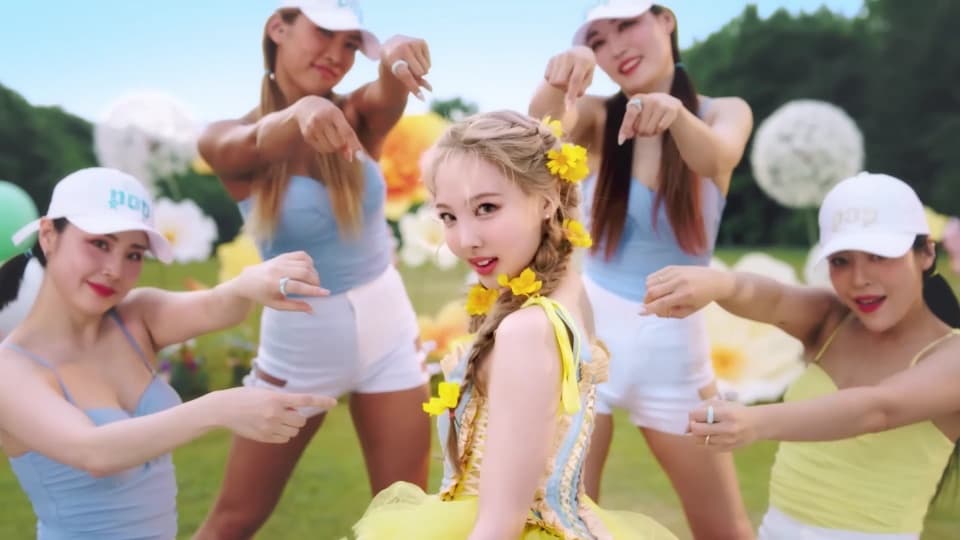 大神混剪18+tiktok.亚洲风韩国女团2